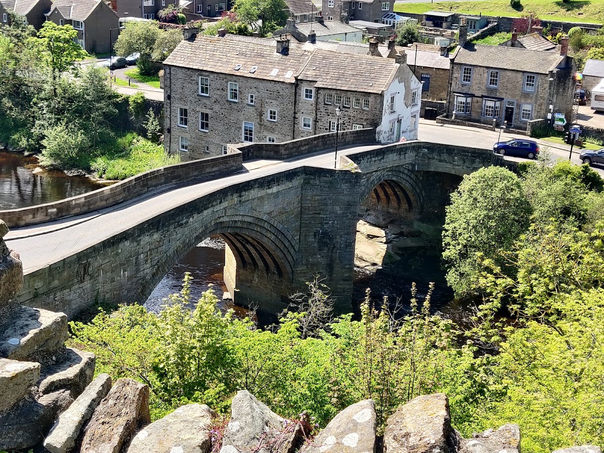 Barnard Castle, further view