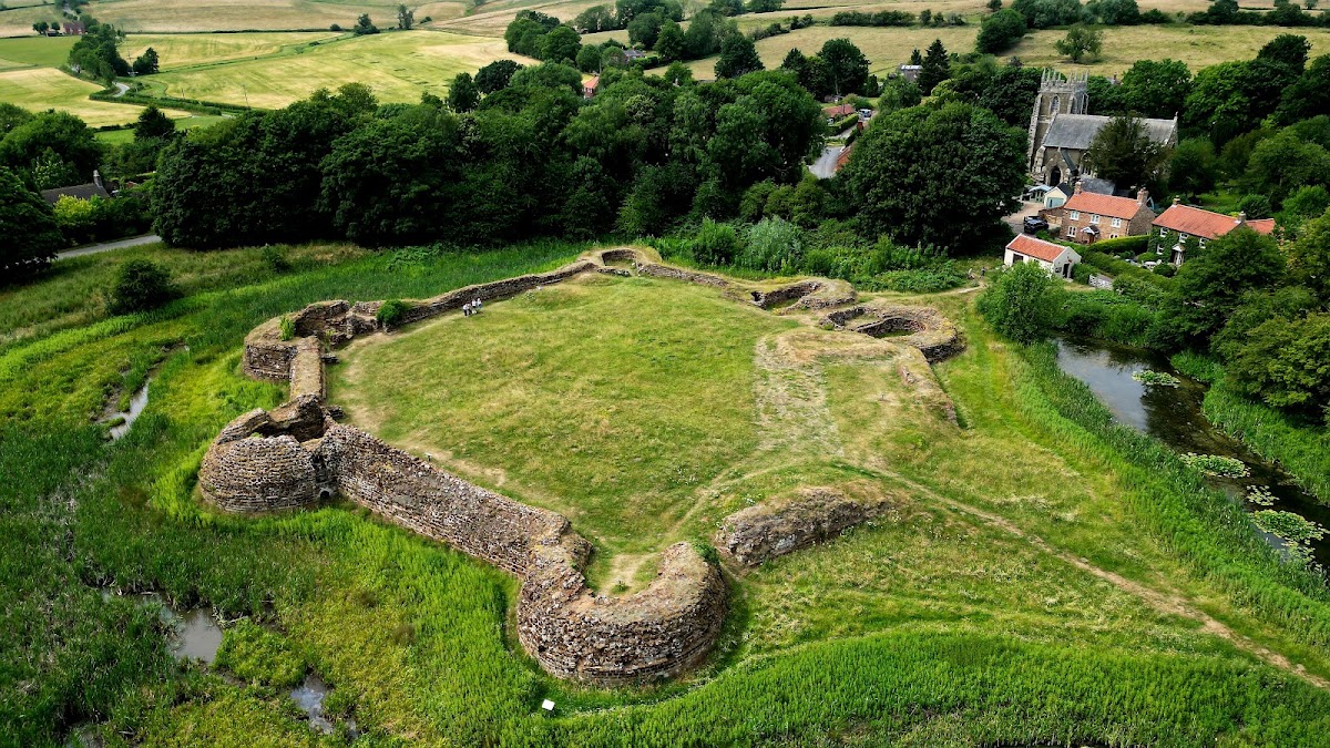 Bolingbroke Castle, further view