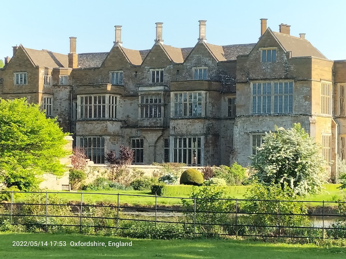 Broughton Castle, further view