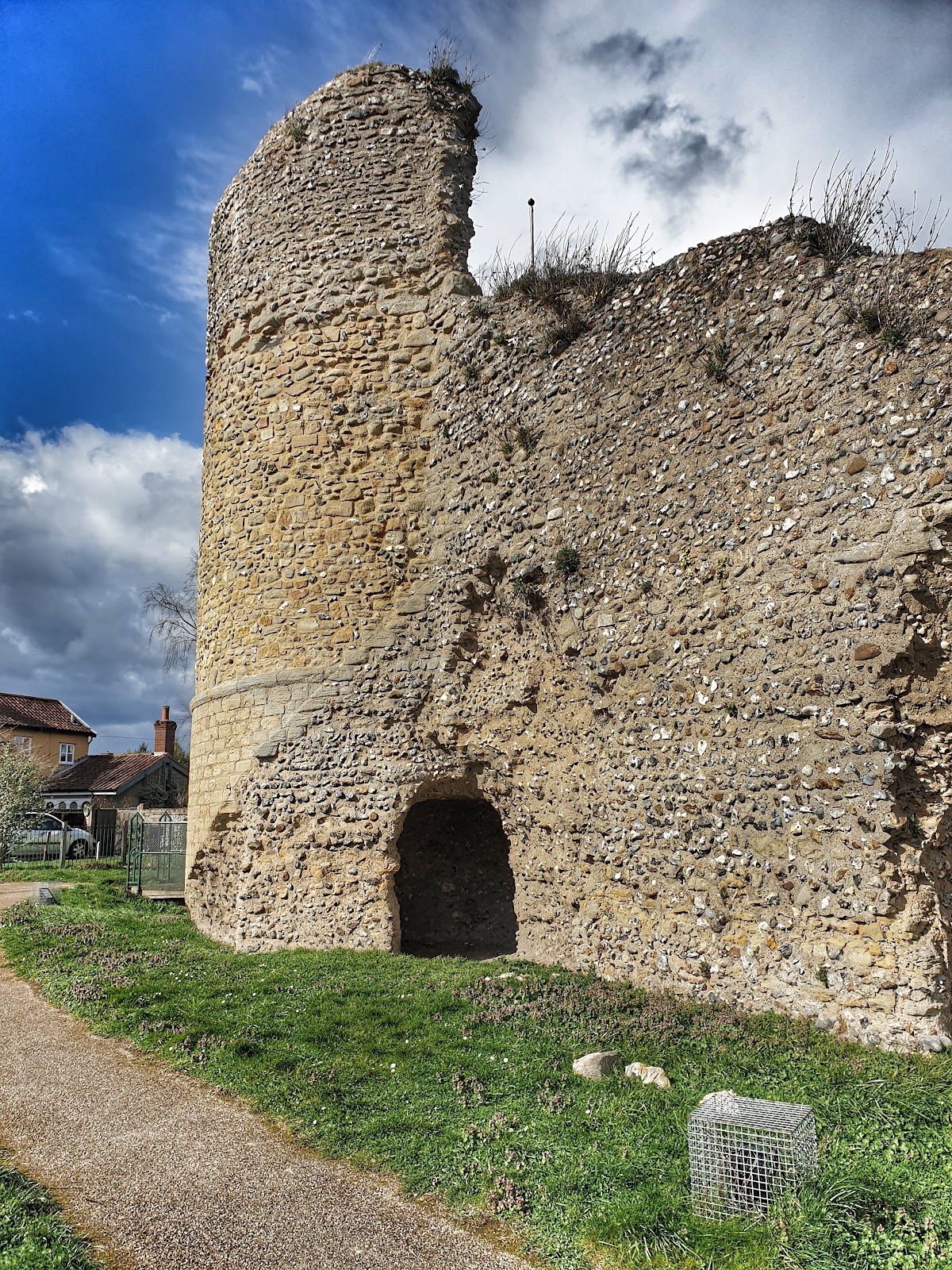 Bungay Castle, further view