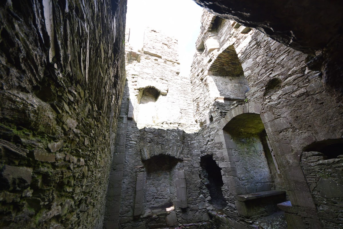 Cardoness Castle, further view