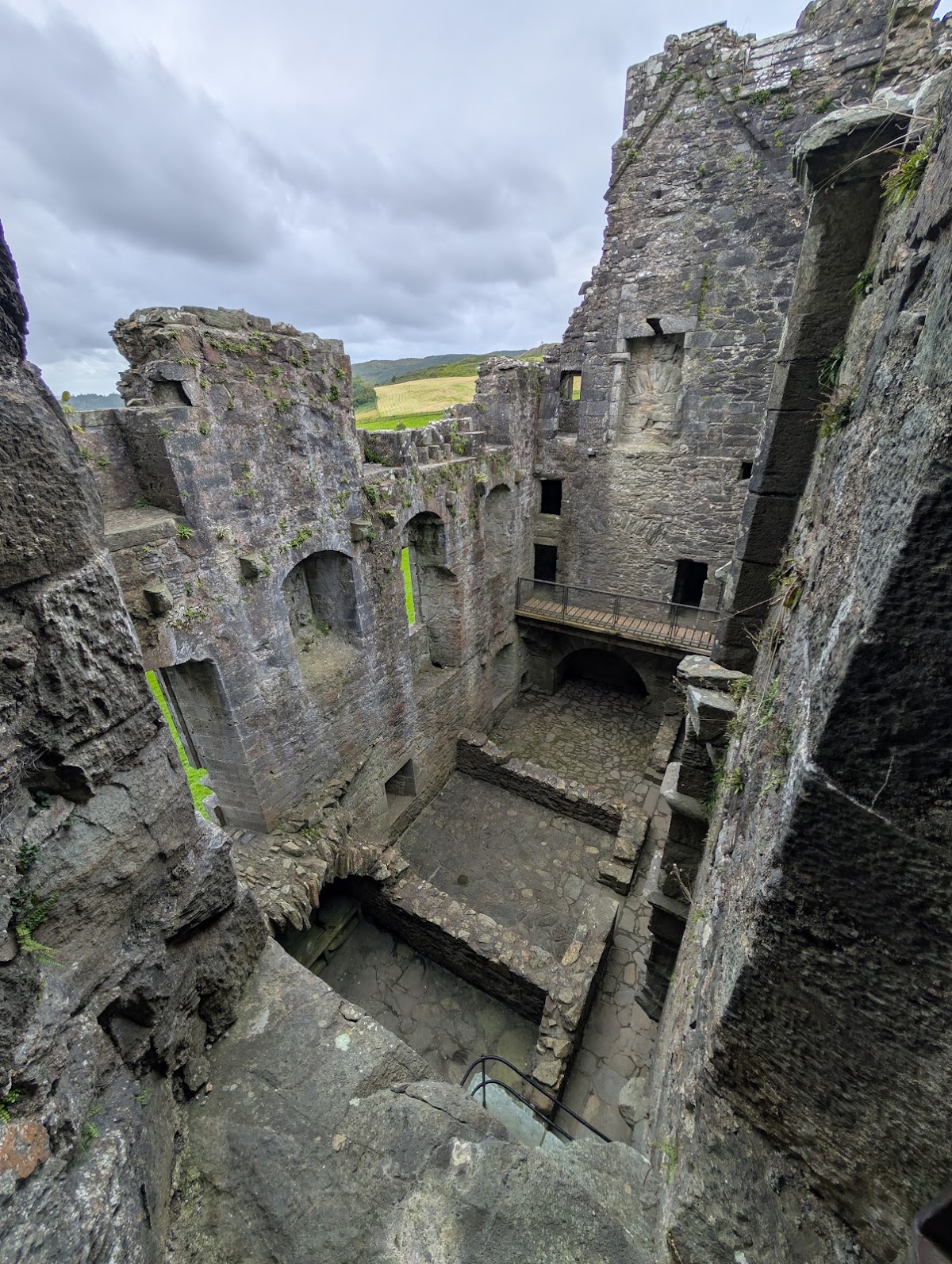 Carnasserie Castle, further view