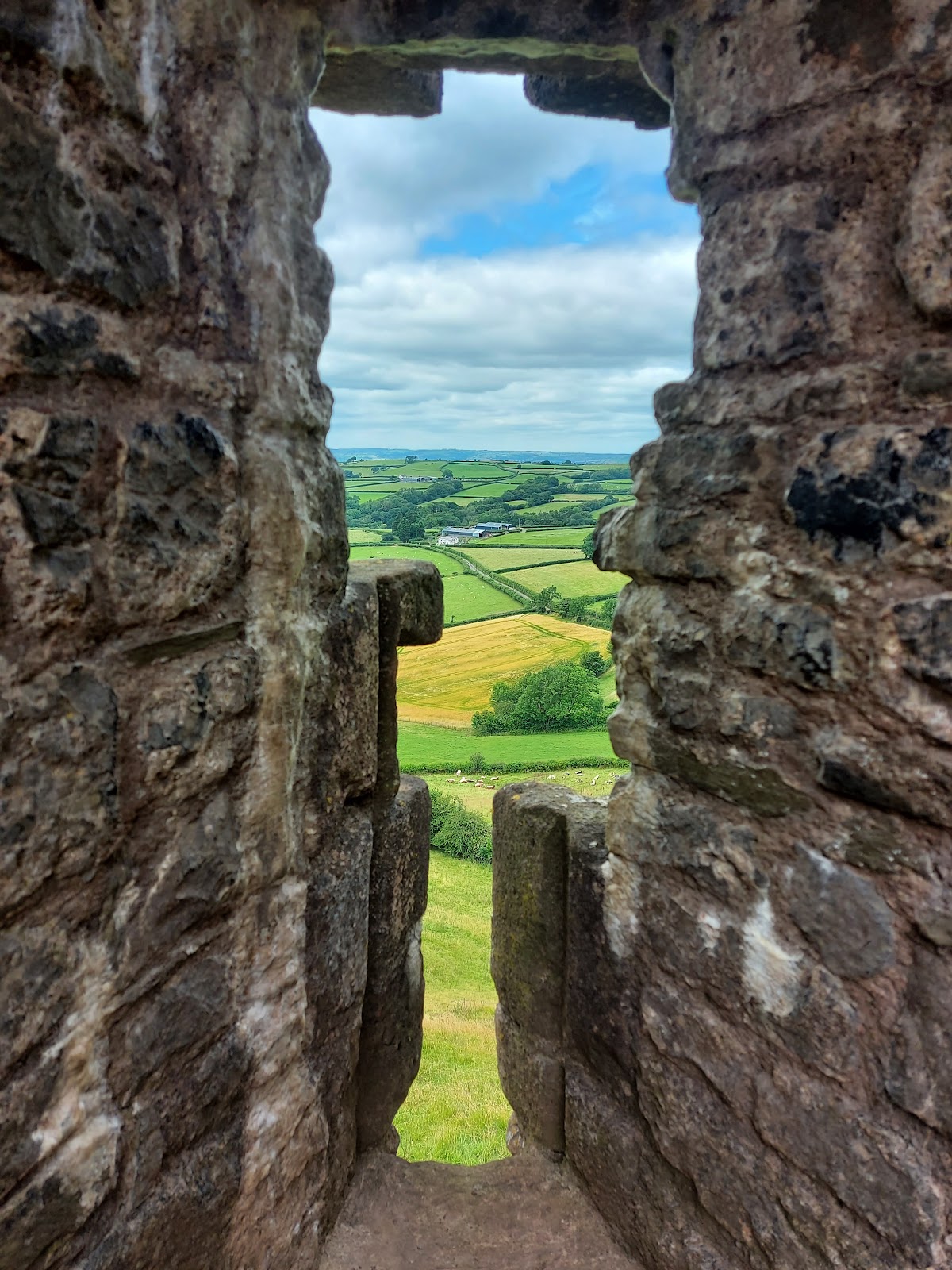 Carreg Cennen Castle, further view