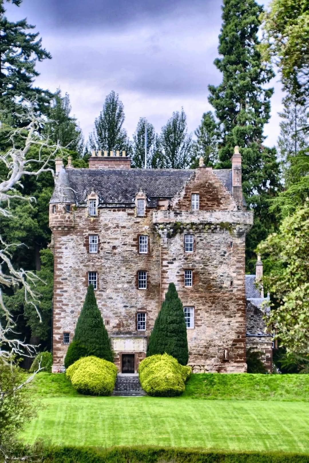 Castle Leod