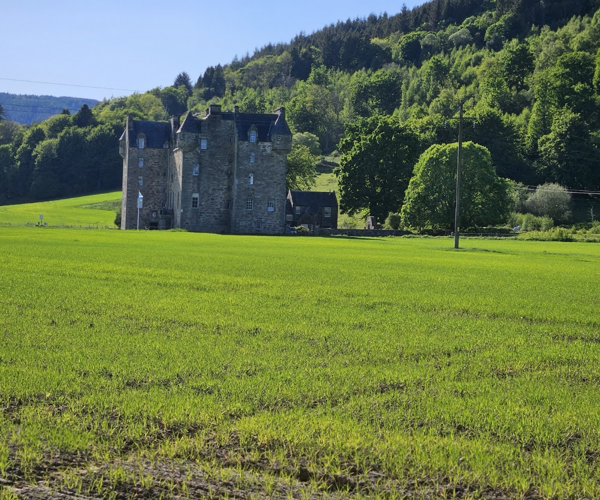 Castle Menzies, further view