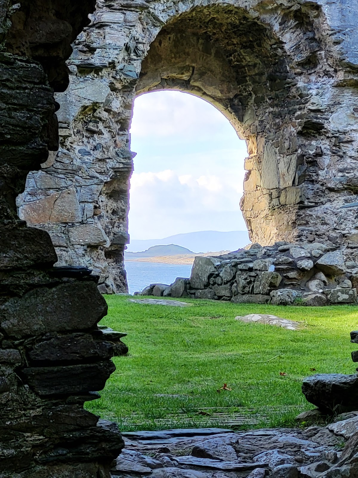 Castle Sween, further view