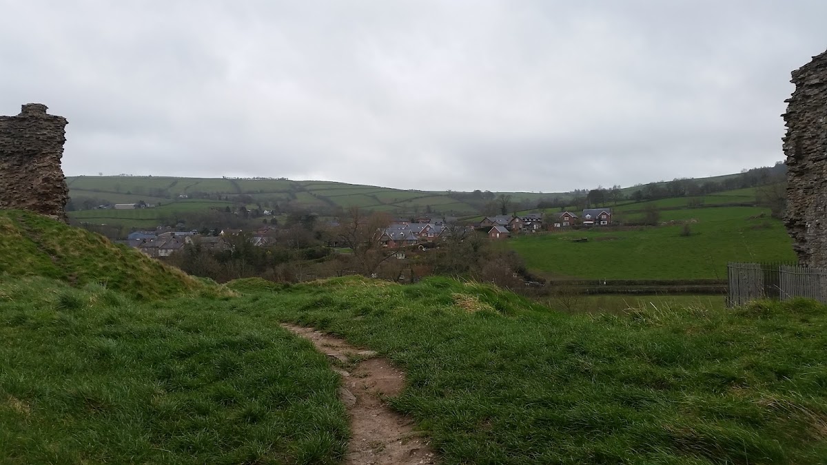 Clun Castle, further view
