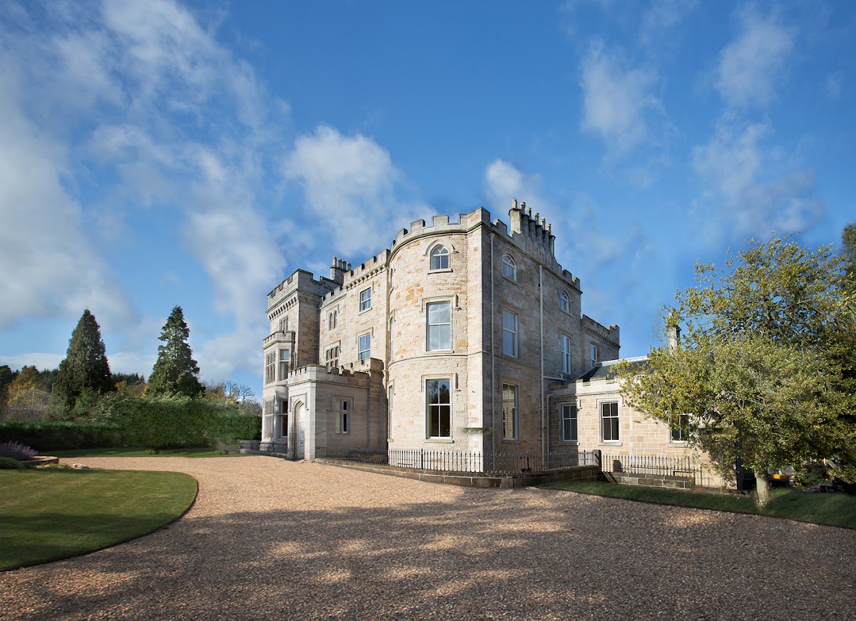 Crossbasket Castle