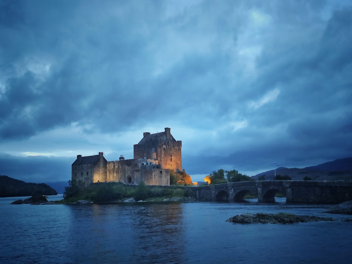 Eilean Donan Castle, further view