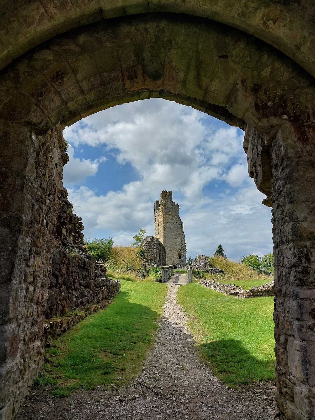 Helmsley Castle, further view