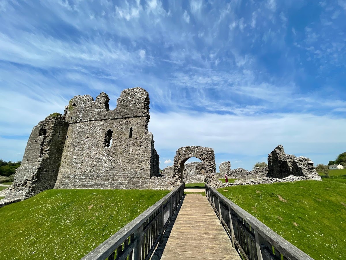 Ogmore Castle, further view