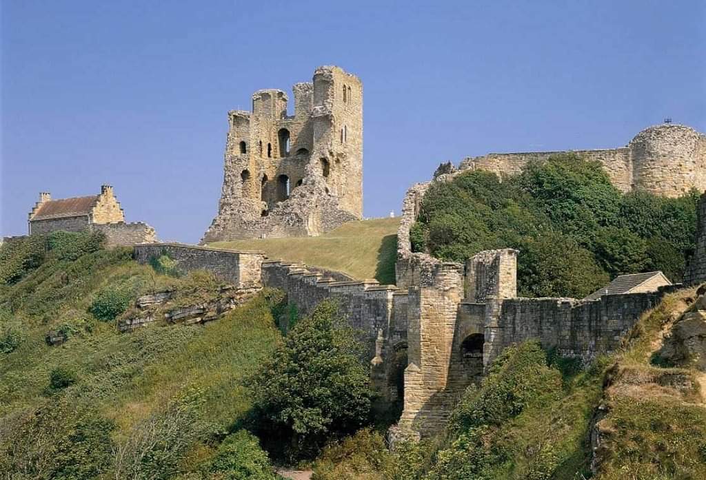 Scarborough Castle, further view